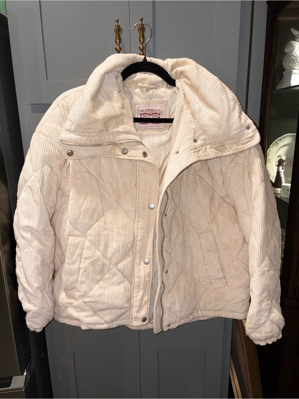 Levi’s Quilted Puff Corduroy Cream Jacket